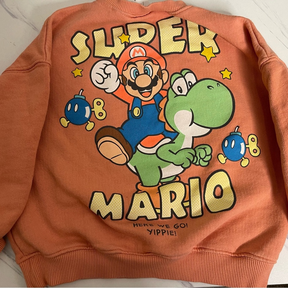 Zara l Mario Crewneck
